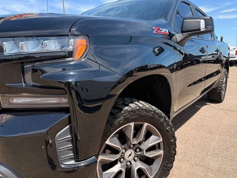 Used 2019 Chevrolet Silverado 1500 RST AWD/4WD image 2