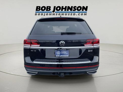 Used 2023 Volkswagen Atlas SE w/ Black Wheel Package image 6
