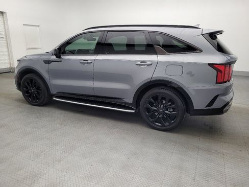 Used 2021 Kia Sorento SX image 3
