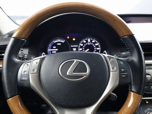Used 2014 Lexus ES 300h image 14