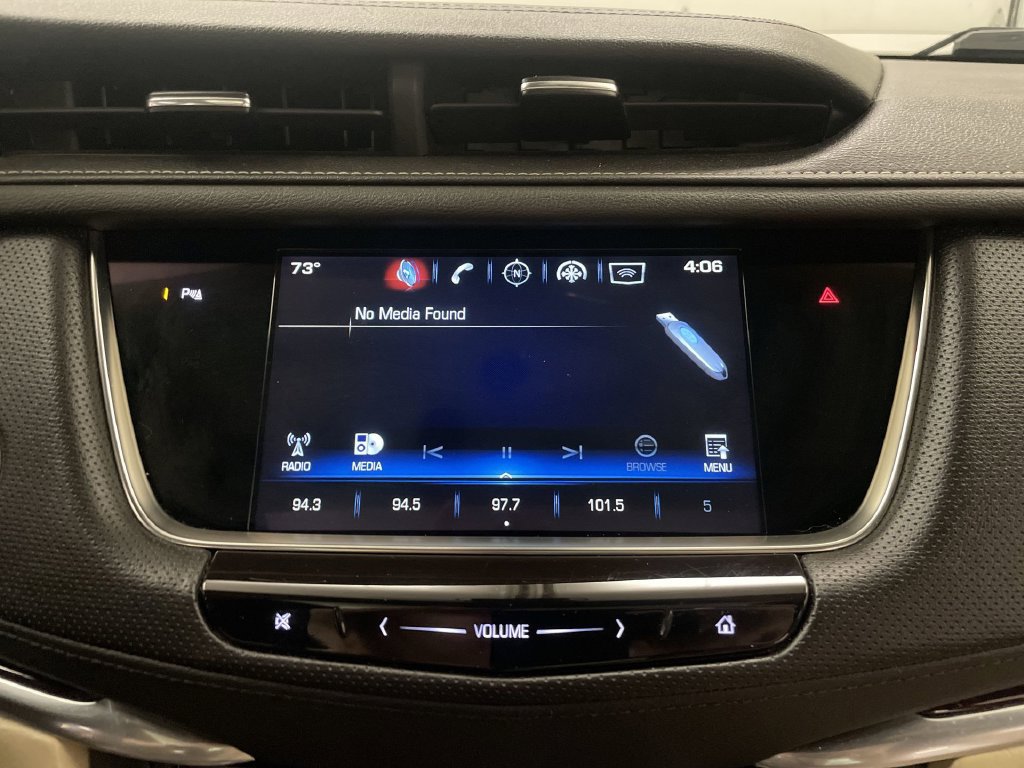 Used 2017 Cadillac XT5 Luxury w/ Driver Awareness Package FWD image 7