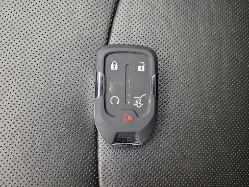 Used 2020 GMC Terrain SLT w/ Preferred Package FWD image 32