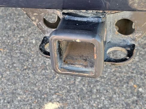 Used 2021 GMC Sierra 1500 Elevation w/ Preferred Package image 9