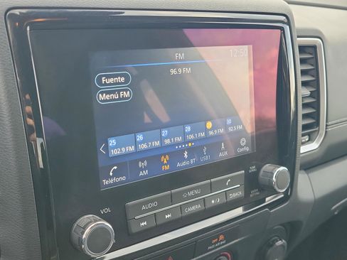 Used 2022 Nissan Frontier SV image 22