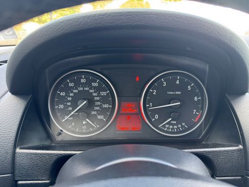 Used 2013 BMW X1 xDrive28i image 7