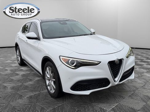 Used 2018 Alfa Romeo Stelvio Ti Lusso AWD/4WD image 3
