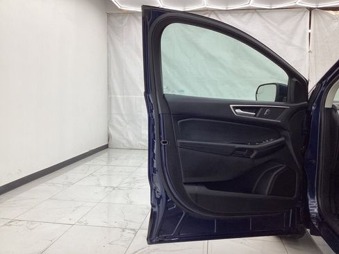 Used 2017 Ford Edge SEL w/ Equipment Group 201A FWD image 18