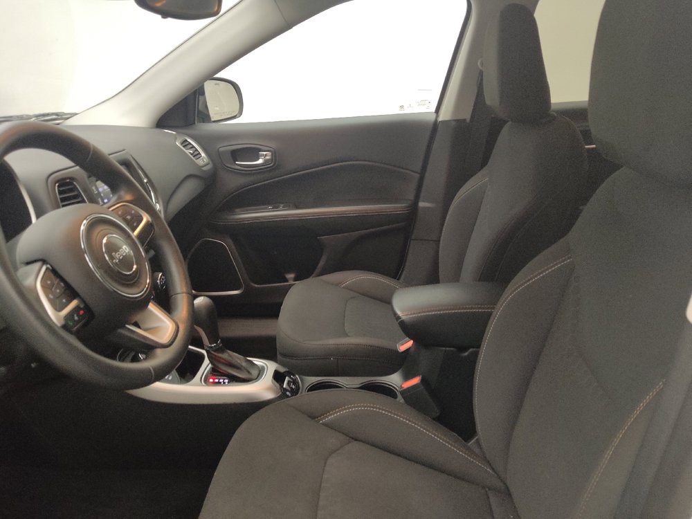 Used 2018 Jeep Compass Sport AWD/4WD image 17