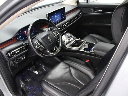 Used 2022 Lincoln Nautilus Reserve image 15