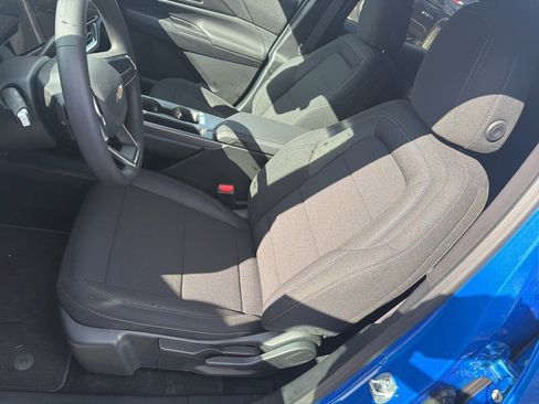 New 2026 Chevrolet Equinox EV LT image 8