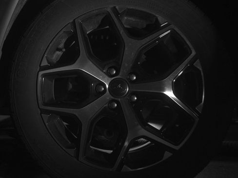 Used 2025 Jeep Compass Limited image 14