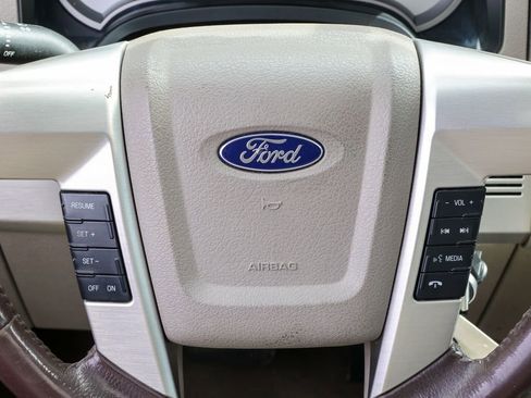 Used 2009 Ford F150 Lariat image 10