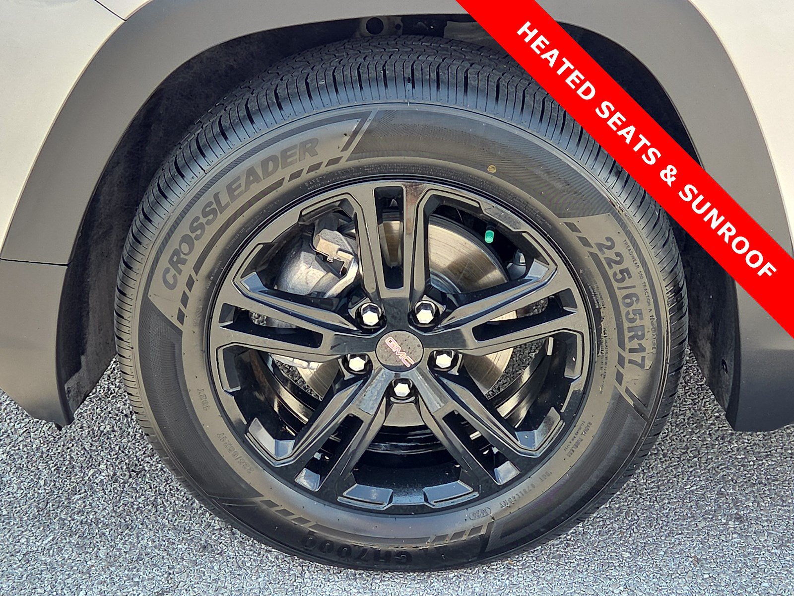 Used 2024 GMC Terrain AT4 w/ Infotainment Package II AWD/4WD image 7