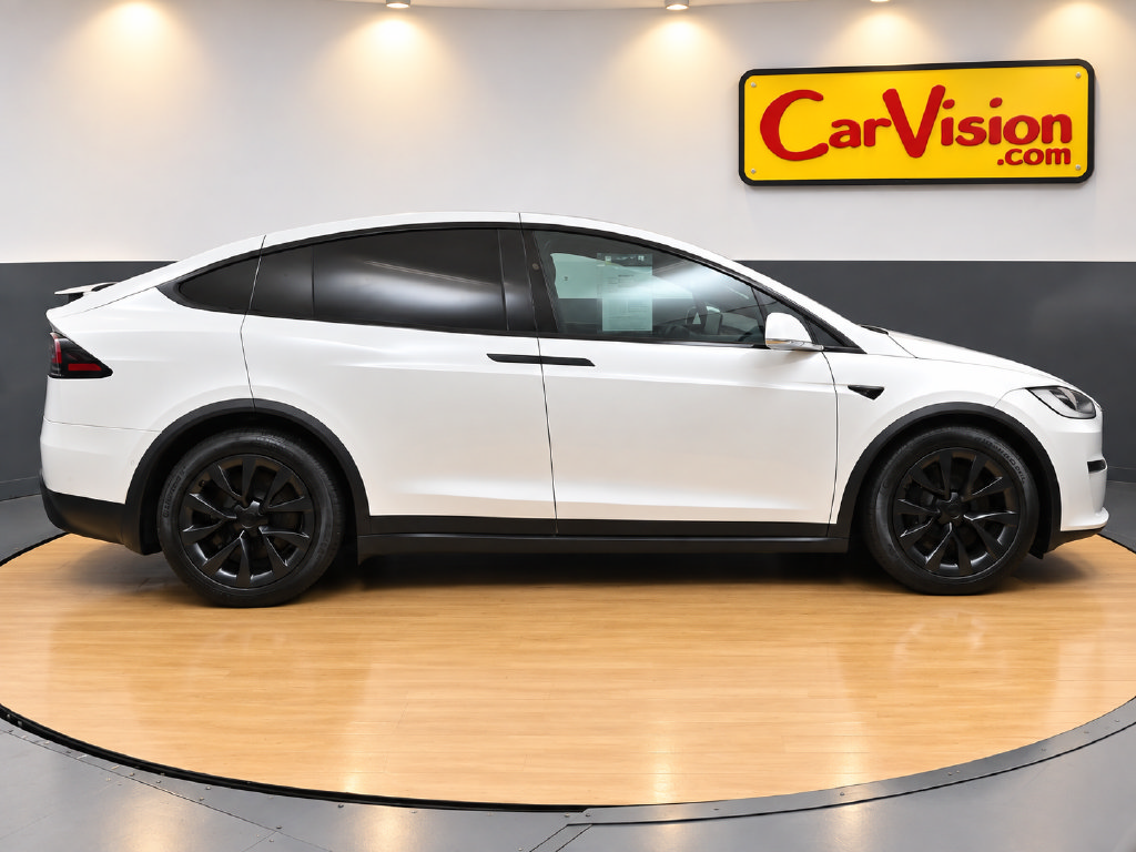 Used 2022 Tesla Model X Plaid AWD/4WD image 4