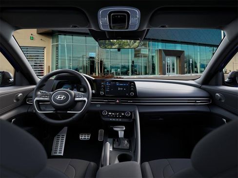 New 2025 Hyundai Elantra Sport image 11