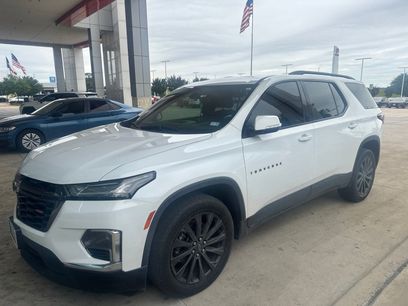Used 2023 Chevrolet Traverse RS