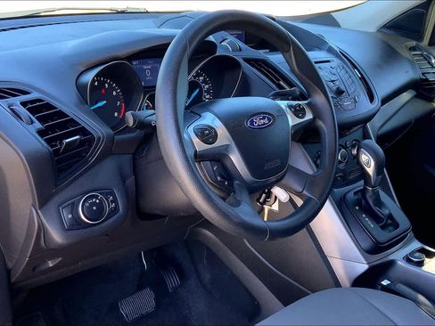 Used 2015 Ford Escape SE image 17