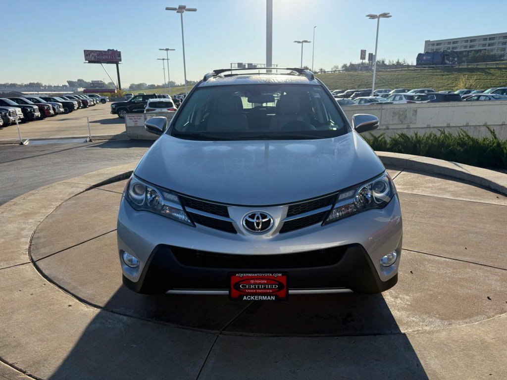 Used 2015 Toyota RAV4 Limited w/ Technology Package AWD/4WD image 12