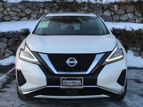 Used 2019 Nissan Murano SV image 3