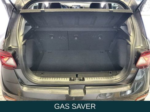 Used 2025 Hyundai Venue SEL FWD image 24