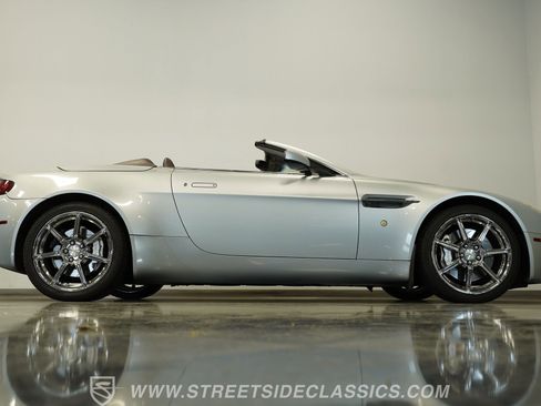 Used 2008 Aston Martin V8 Vantage Roadster image 19