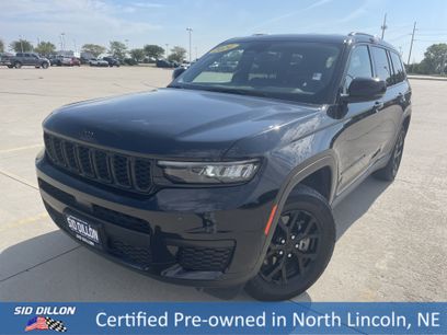 Used 2024 Jeep Grand Cherokee L Laredo