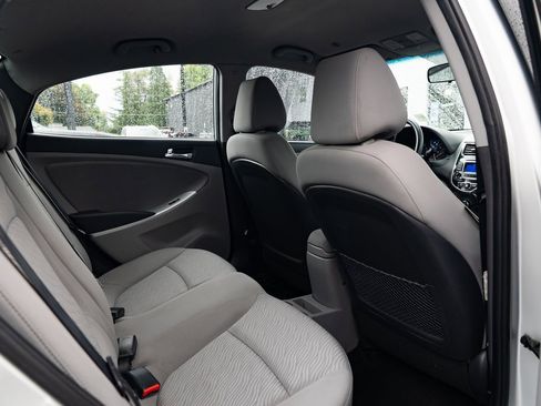 Used 2014 Hyundai Accent GLS w/ Option Group 2 image 22