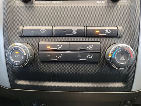 Used 2012 Nissan Xterra PRO-4X w/ Pro-4x Leather Pkg image 17