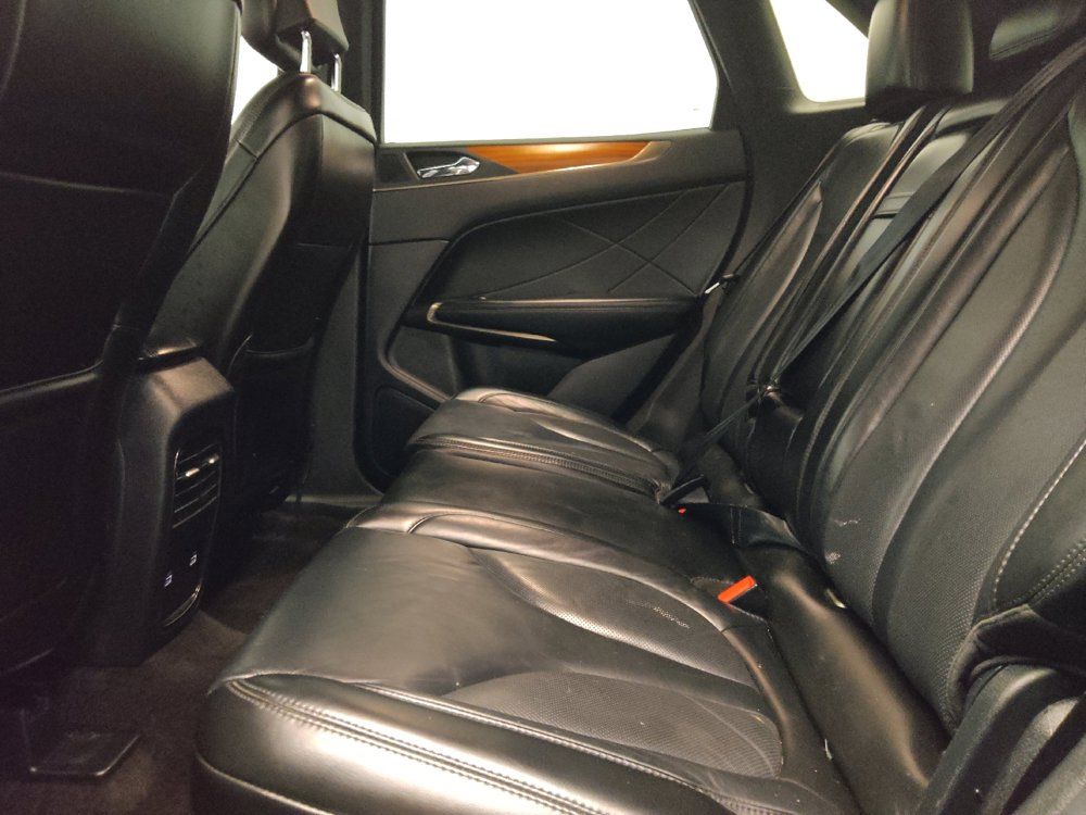 Used 2019 Lincoln MKC Select w/ Select Plus Package FWD image 18