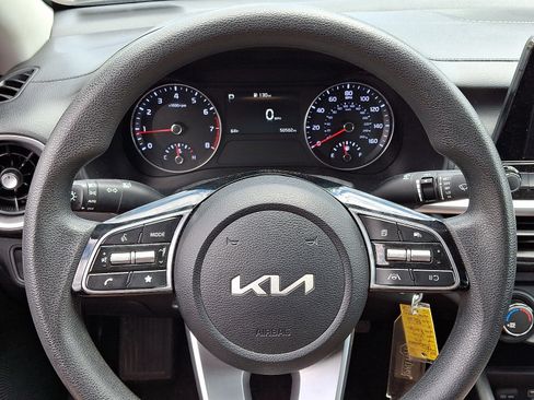 Used 2024 Kia Forte LXS FWD image 19