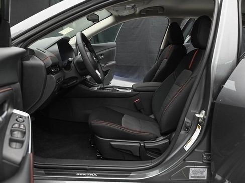 New 2025 Nissan Sentra SR image 24