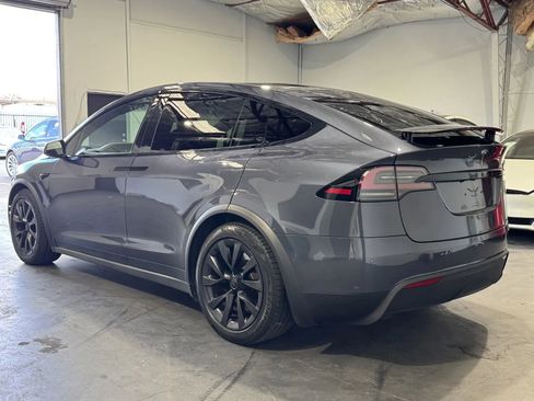 Used 2023 Tesla Model X image 2