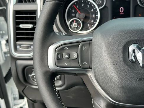 New 2026 RAM 2500 Big Horn AWD/4WD image 13