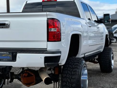 Used 2016 GMC Sierra 2500 Denali w/ Duramax Plus Package AWD/4WD image 55