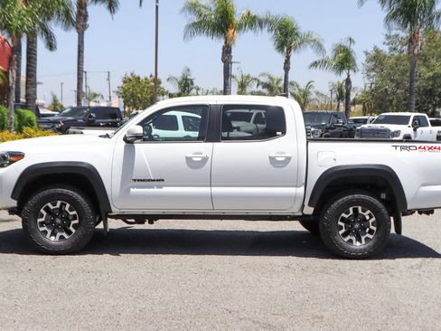 Used 2023 Toyota Tacoma TRD Off-Road AWD/4WD image 5