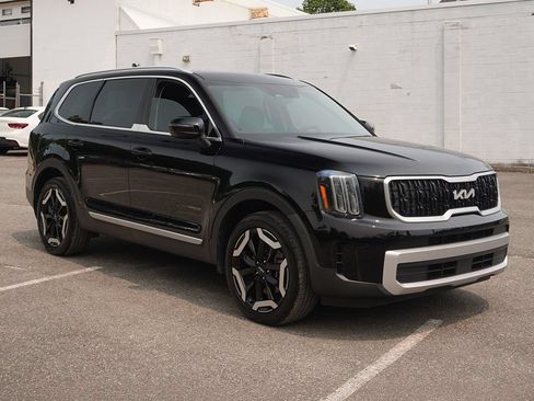 Used 2025 Kia Telluride EX FWD image 63