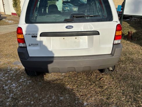 Used 2002 Ford Escape XLS image 6