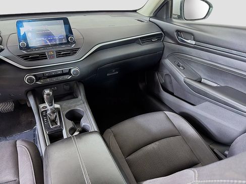 Used 2020 Nissan Altima 2.5 S FWD image 27