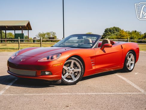 Used 2006 Chevrolet Corvette 3LT Convertible w/ Preferred Equipment Group image 10