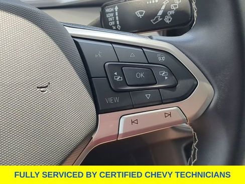 Used 2025 Volkswagen Taos SE AWD/4WD image 28