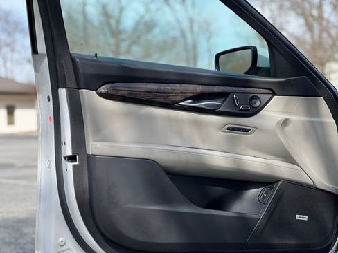 Used 2016 Cadillac CT6 Luxury image 10