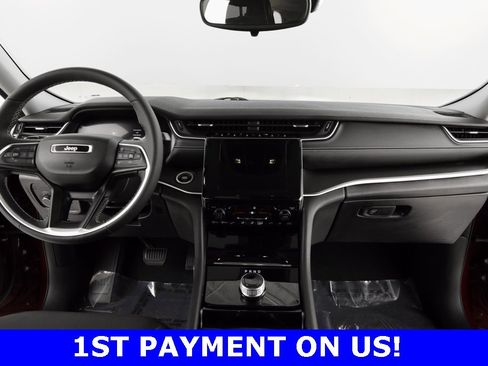 Certified 2023 Jeep Grand Cherokee Laredo w/ Luxury Tech Group I image 2