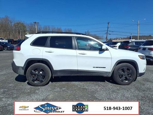 Used 2019 Jeep Cherokee Latitude Plus image 8