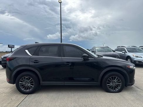 Used 2021 MAZDA CX-5 Touring FWD image 2