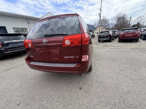 Used 2008 Toyota Sienna LE image 10