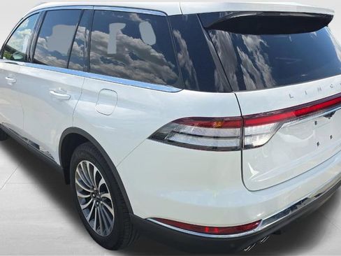 Used 2021 Lincoln Aviator Reserve w/ Elements Package Plus AWD/4WD image 7