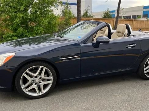 Used 2014 Mercedes-Benz SLK 250 image 45