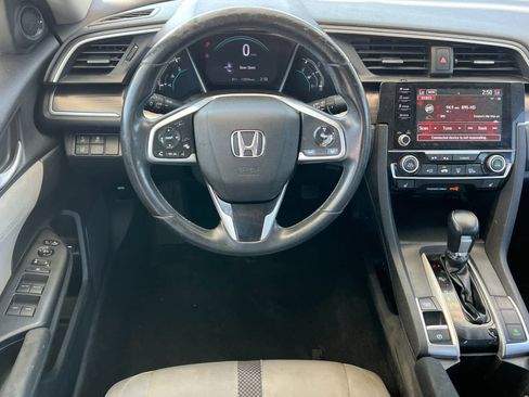 Used 2019 Honda Civic EX image 15