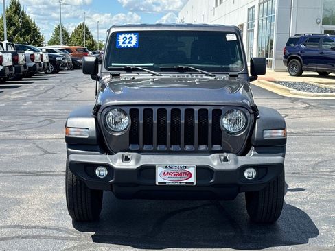 Used 2022 Jeep Wrangler Unlimited Sport AWD/4WD image 5