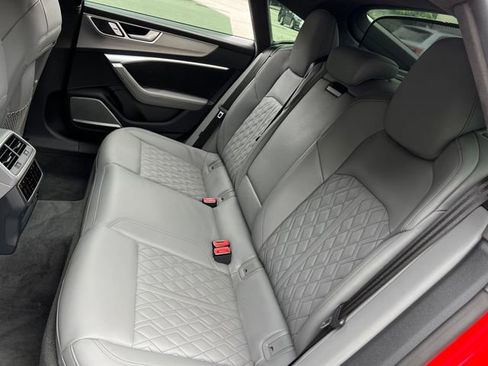 Used 2020 Audi S7 Prestige w/ Prestige Package image 23